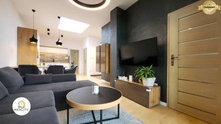 PRENÁJOM | 3i byt s Terasou, parkingom v CENTRE - VOĽNÉ, ul. Jarková